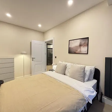 Luxury Spacious 2br In Nisantasi Apartamento
