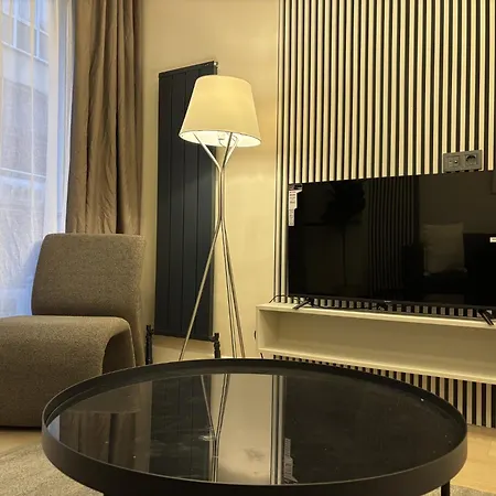 Apartamento Luxury Spacious 2br In Nisantasi Istambul