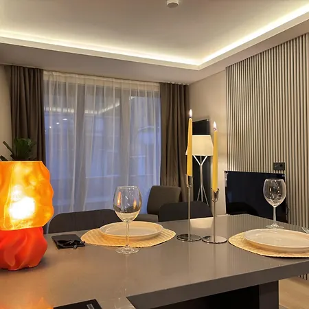 Apartment Luxury Spacious 2br In Nisantasi *